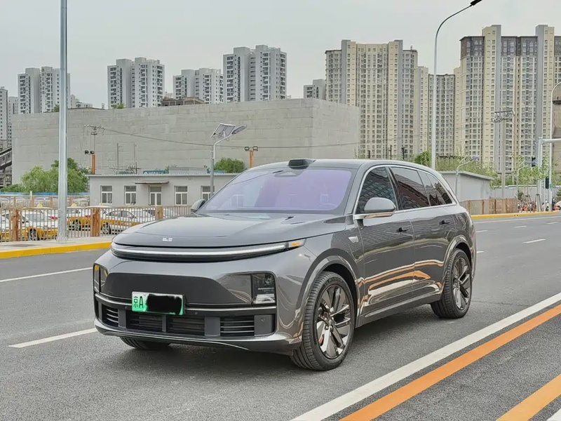 Li Auto L7