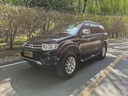 Mitsubishi Pajero Sport 2016