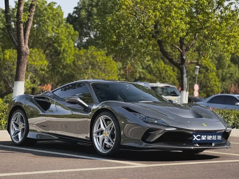 Ferrari F8