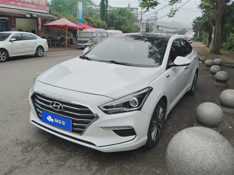 Hyundai Mistra