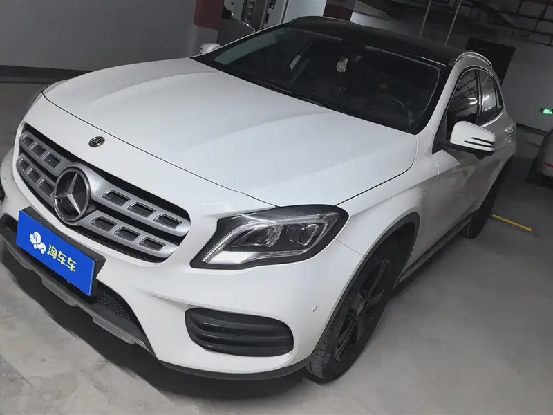 Mercedes-Benz GLA-Class