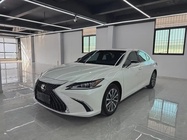 Lexus ES 2023