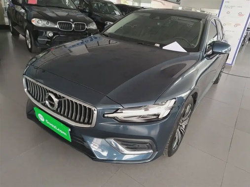 Volvo S60 2022
