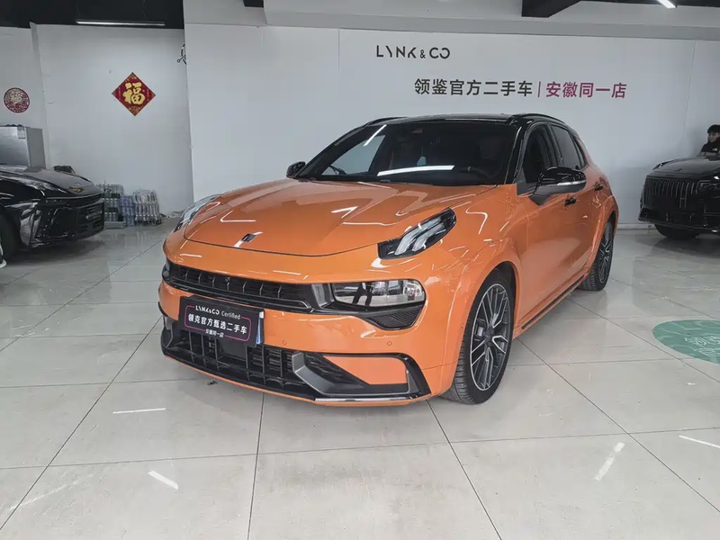 Lynk & Co 02