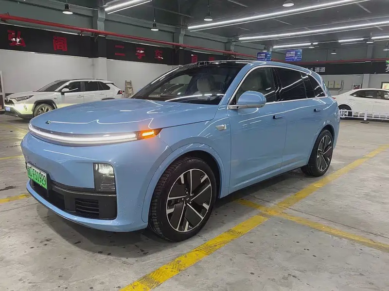 Li Auto L7