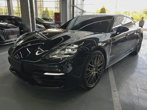 Porsche Panamera 2022