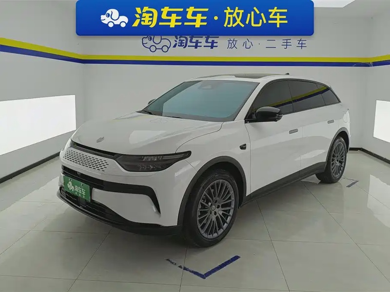 Leapmotor C11