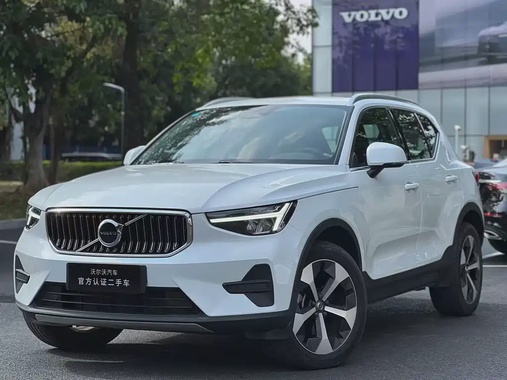 Volvo XC40 2024