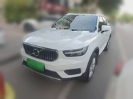 Volvo XC40 2021