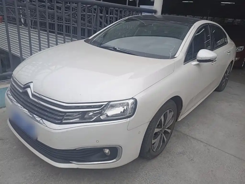 Citroen C6