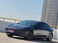 Tesla Model 3 2025
