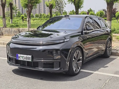 Li Auto L7 2025