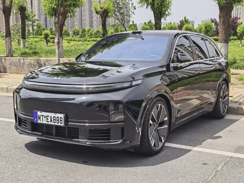 Li Auto L7