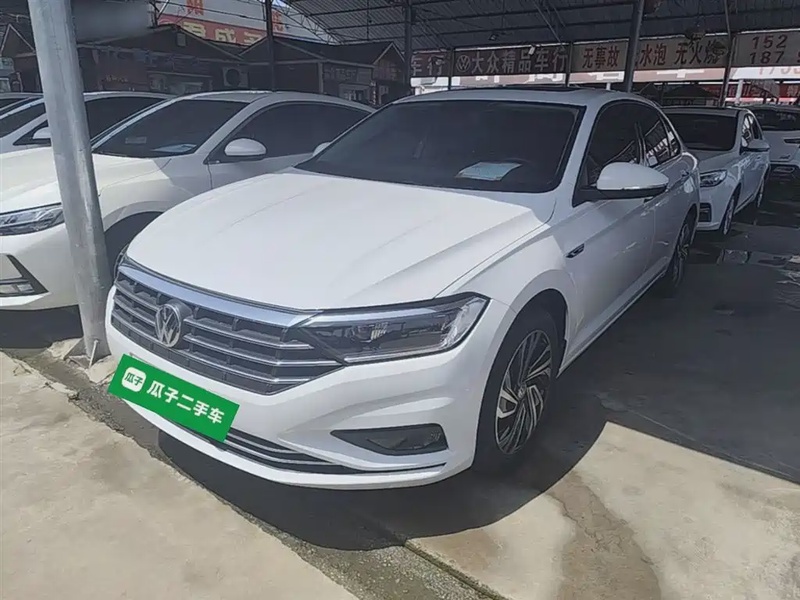 Volkswagen Sagitar