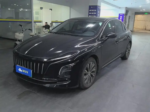 Hongqi E-QM5 2023