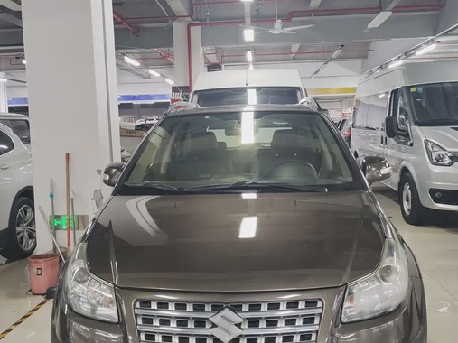 Suzuki SX4 2013