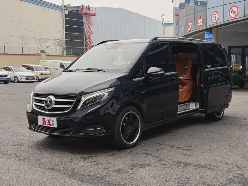 Mercedes-Benz V-Class