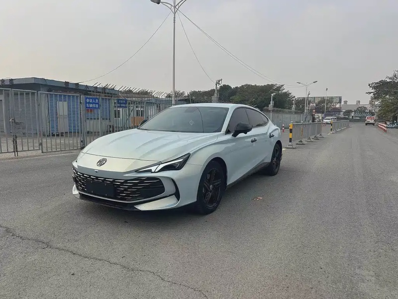 MG MG7