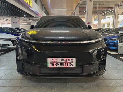 Li Auto L6 2025