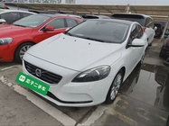 Volvo V40 2015
