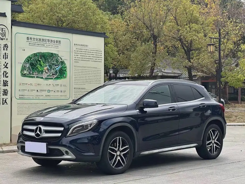Mercedes-Benz GLA-Class