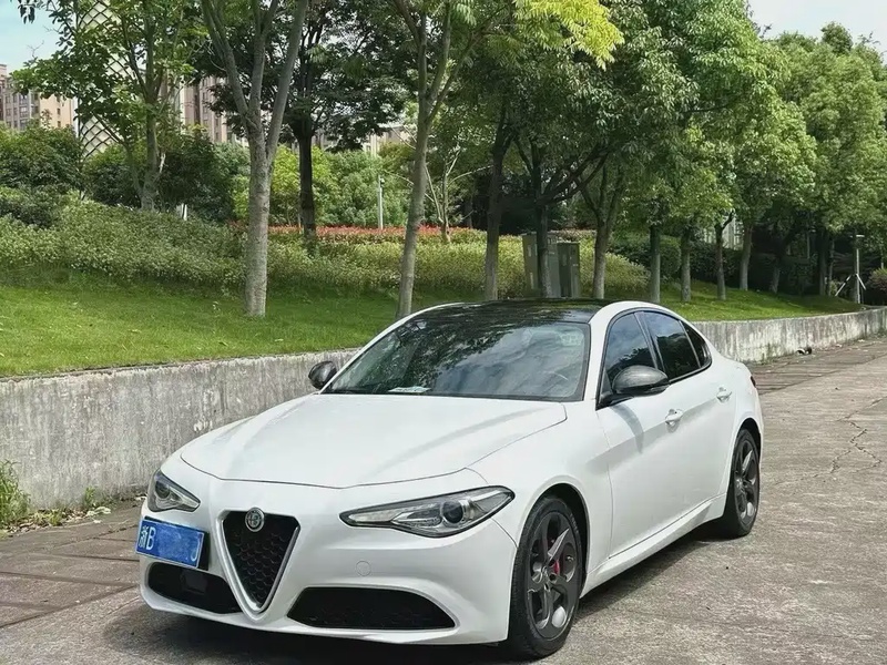 Alfa Romeo Giulia
