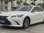 Lexus ES 2019