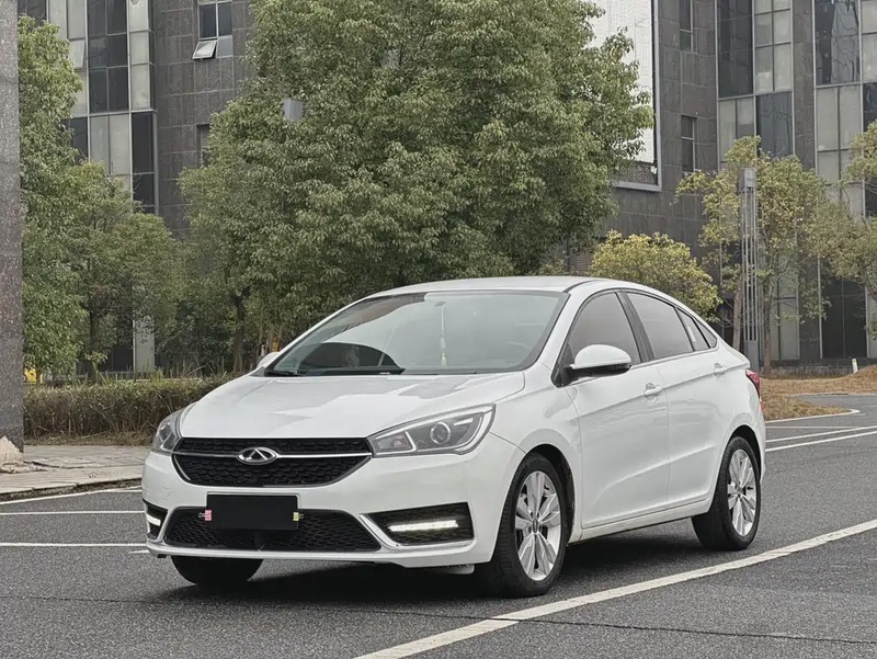 Chery Arrizo 5