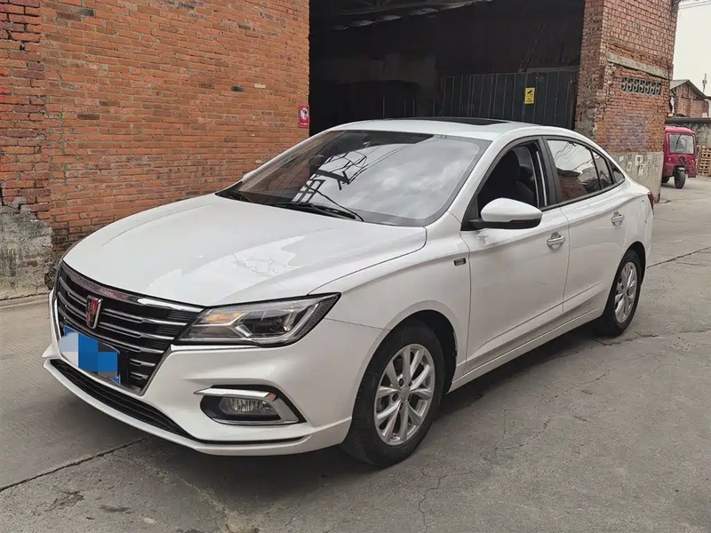 Roewe i5