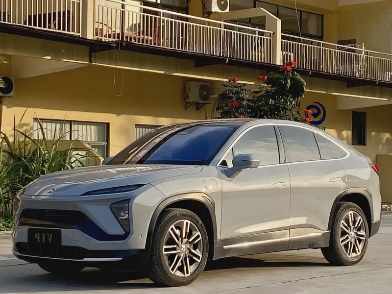 NIO ES6