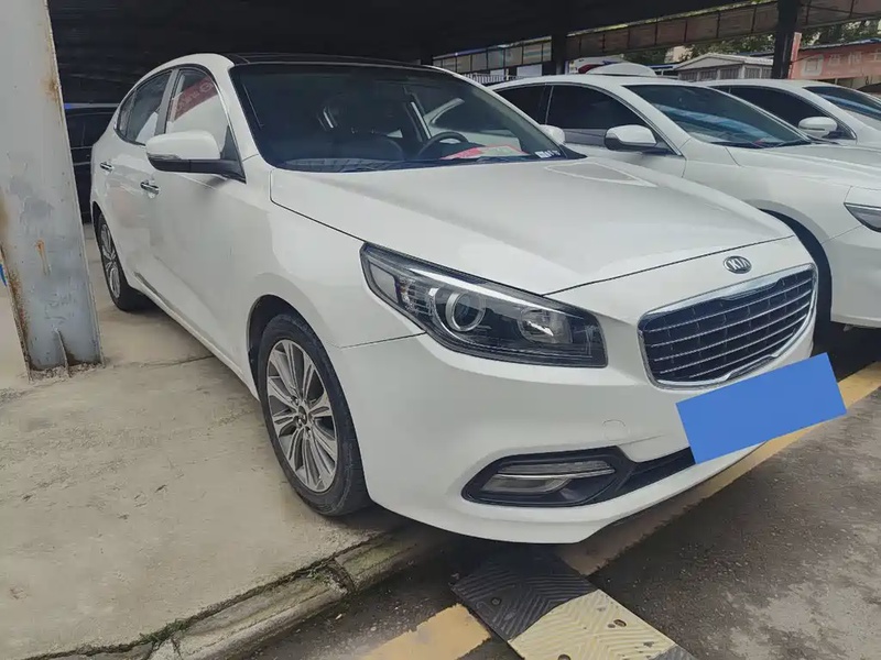 Kia K4