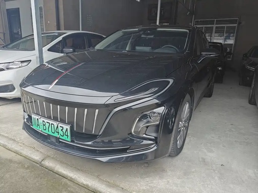 Hongqi E-QM5 2022