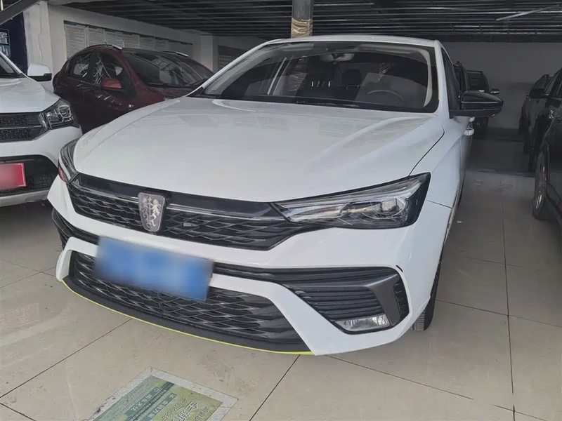 Roewe i5
