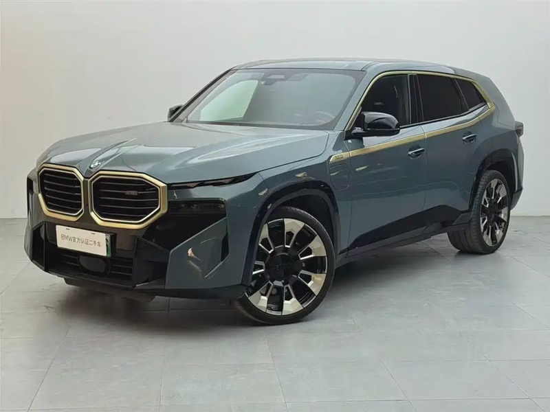 BMW XM
