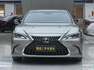 Lexus ES 2023