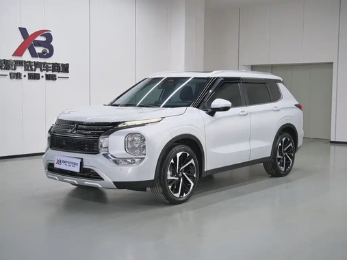 Mitsubishi Outlander 2023