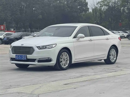 Ford Taurus 2016