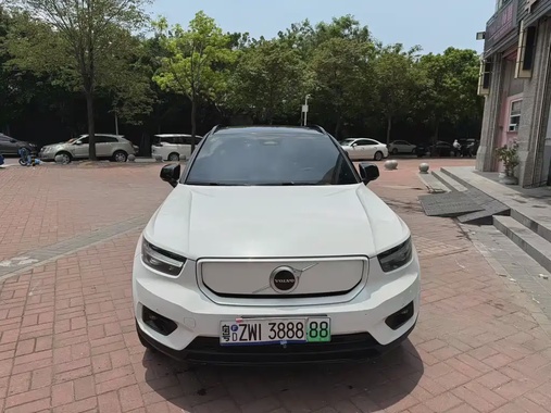 Volvo XC40 2022