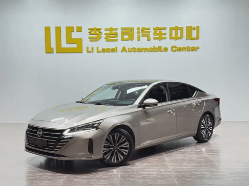 Nissan Teana 2023