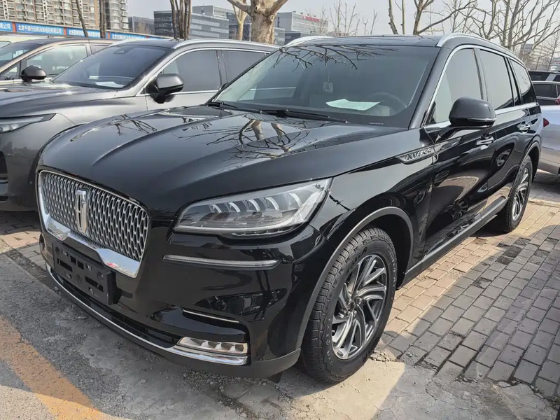 Lincoln Aviator