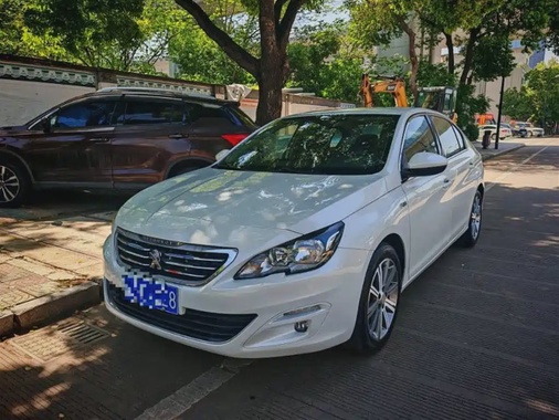 Peugeot 408 2016