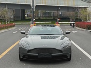 Aston Martin DB11 2021