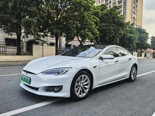 Tesla Model S 2019