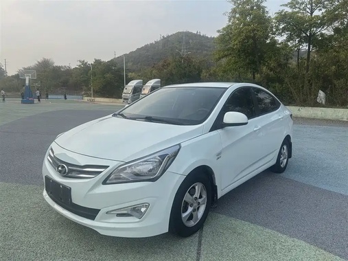 Hyundai Verna 2016