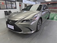 Lexus ES 2022