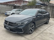 Volkswagen Passat 2024