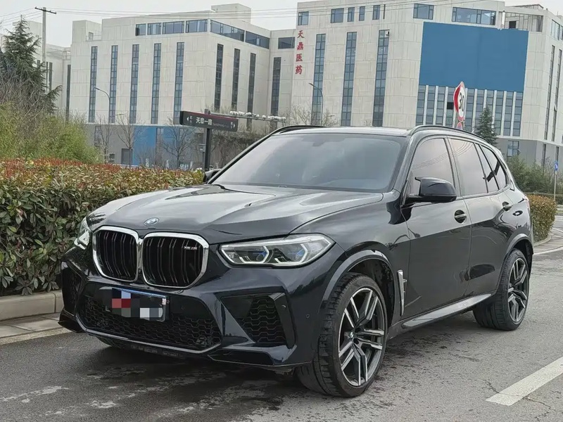 BMW X5M