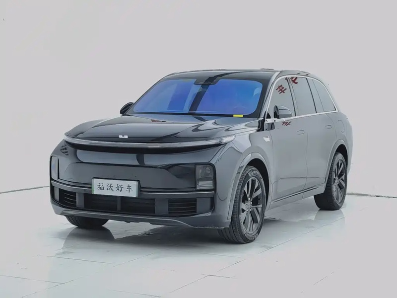 Li Auto L8
