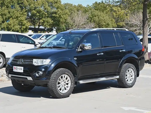 Mitsubishi Pajero Sport 2017