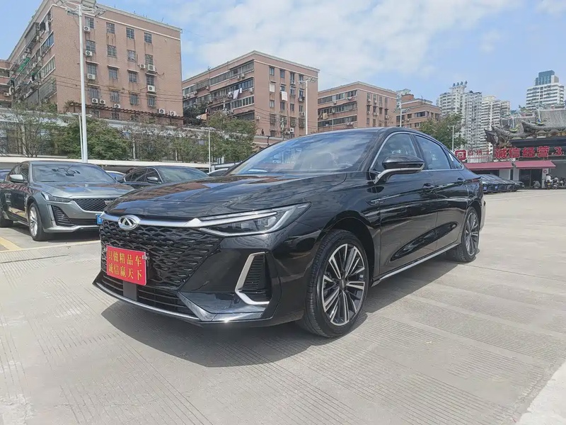Chery Arrizo 8